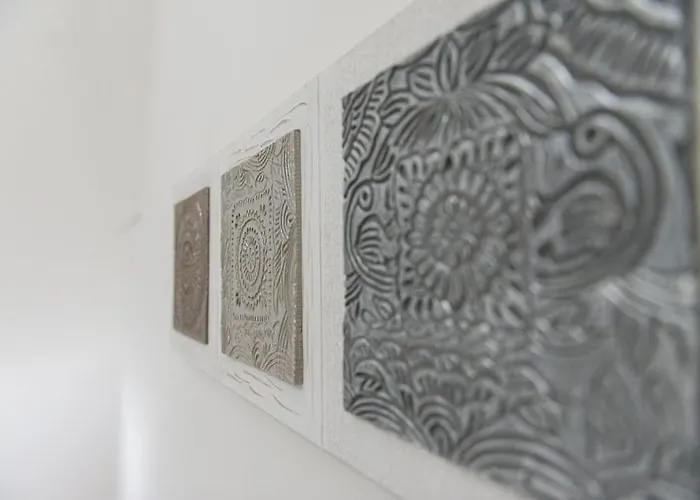 B.&.b Maison La Dama 3*