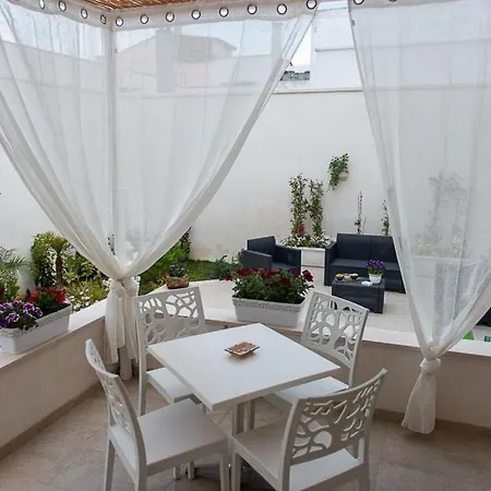 B.&.b Maison La Dama 3* Maruggio