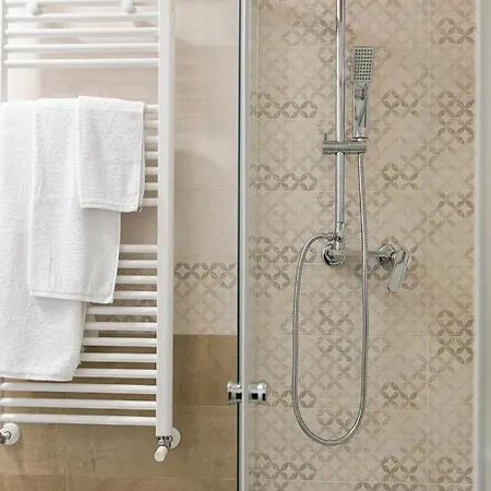 B.&.b Maison La Dama