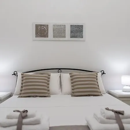 Bed & Breakfast B.&.b Maison La Dama 3*