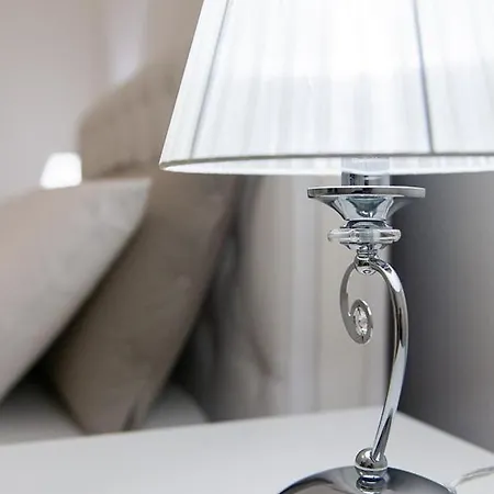 B.&.b Maison La Dama 3*