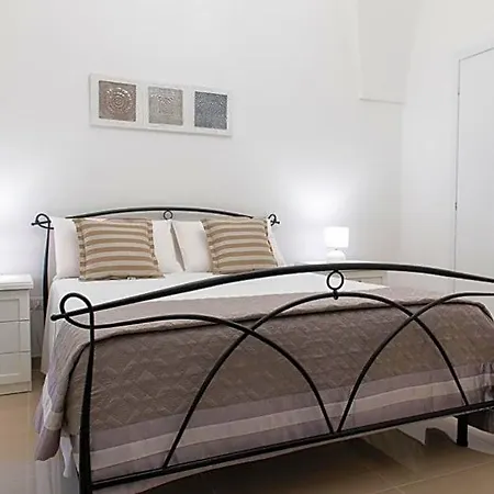 Maison La Dama 3*